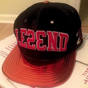 Legend Snapback